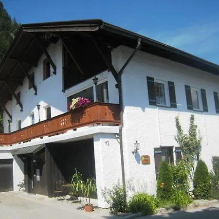 Daire Ferienwohnung Sonnenzeit Reit im Winkl