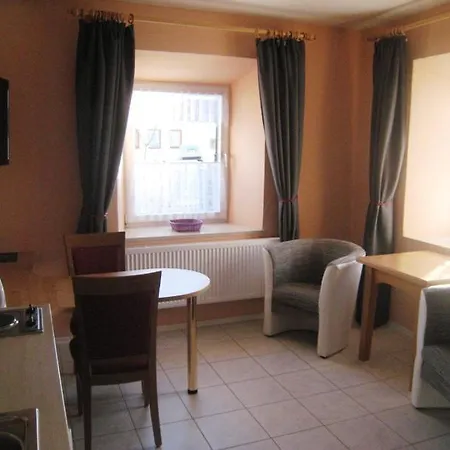Daire Ferienwohnung Sonnenzeit